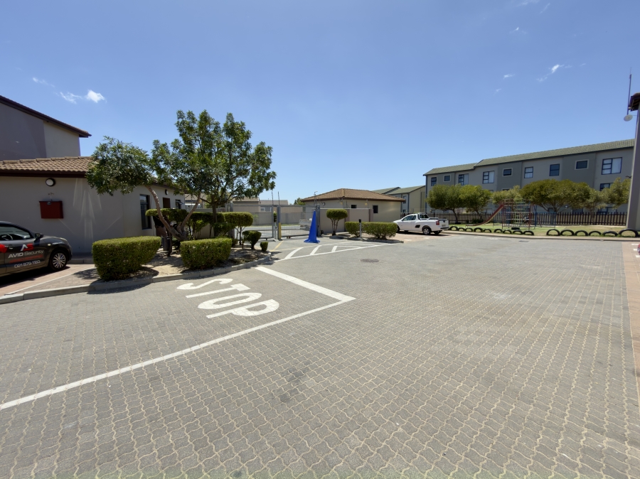 2 Bedroom Property for Sale in Parklands East Western Cape